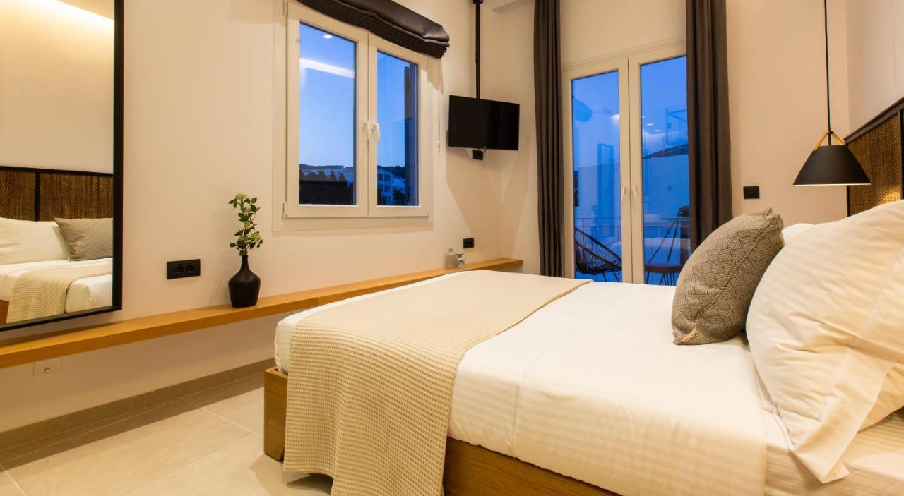 Tínos Eleana Hotel מראה חיצוני תמונה