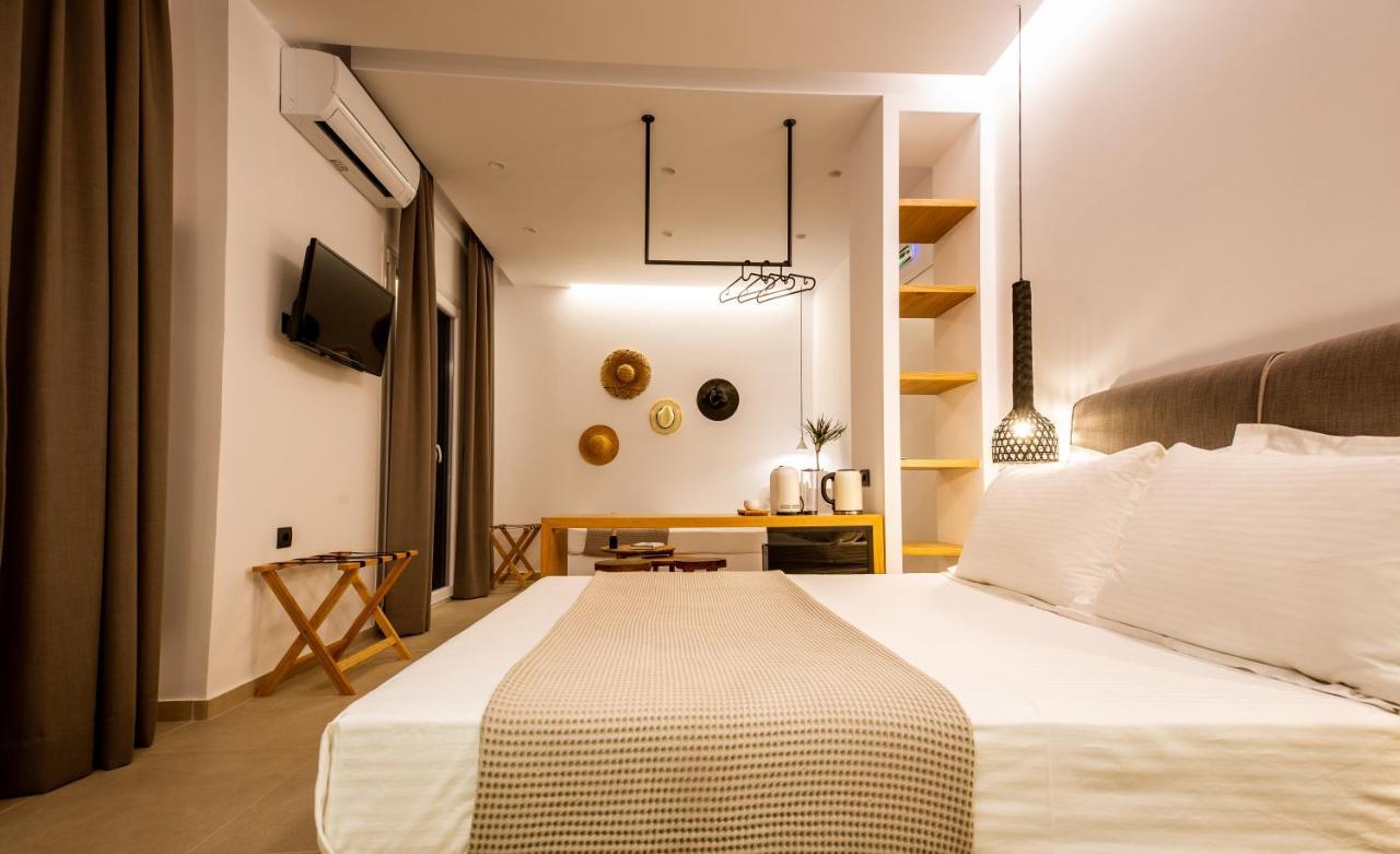 Tínos Eleana Hotel מראה חיצוני תמונה